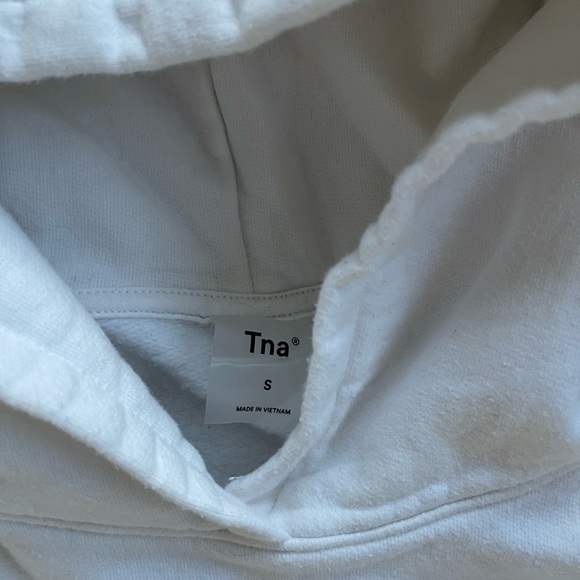 Cropped White TNA Hoodie - Picture 2 of 2